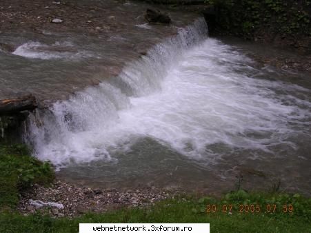 20 poze vali munte